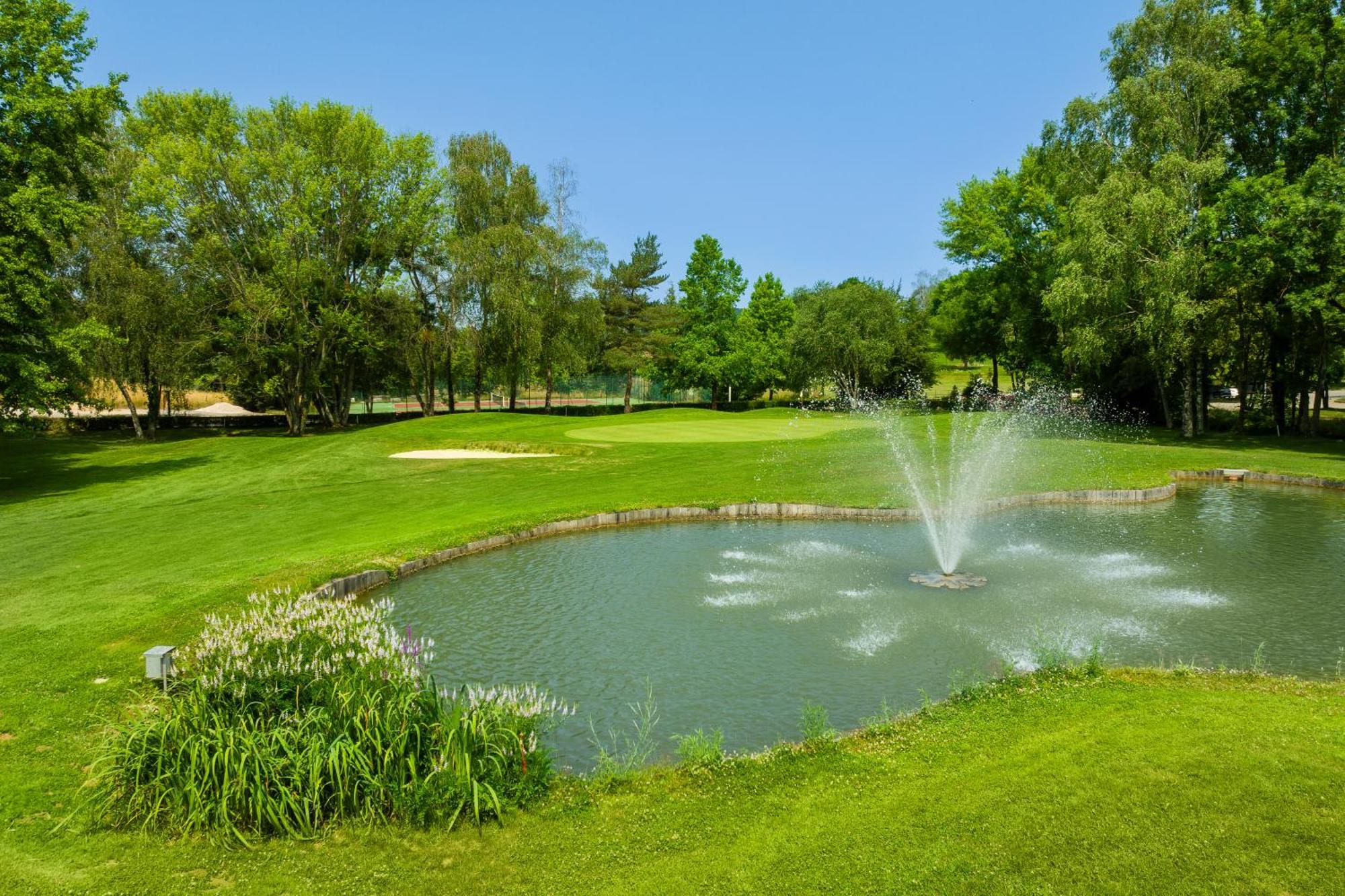 Golf Domaine Du Val De Sorne Hotel Vernantois Eksteriør billede