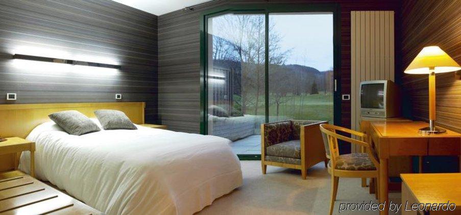 Logis Hotel Golf Le Domaine Du Val De Sorne Vernantois Eksteriør billede